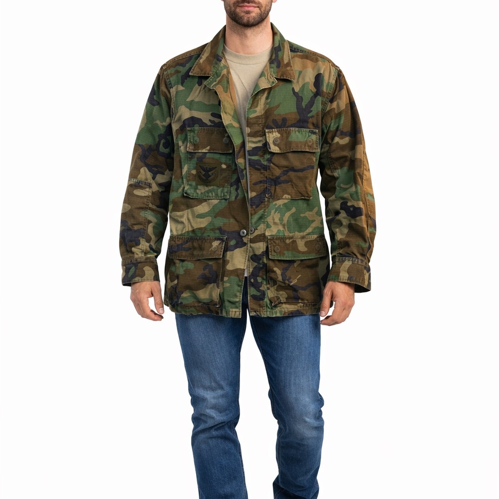 US Air Force Military Army Camouflage Combat Style Jacket Size Medium.